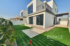 Vacant Now | Close to Pool | Landscaped