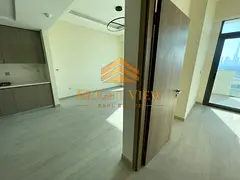 1BR Apartment | Creek Views by Azizi | Burj &amp; Skyline View