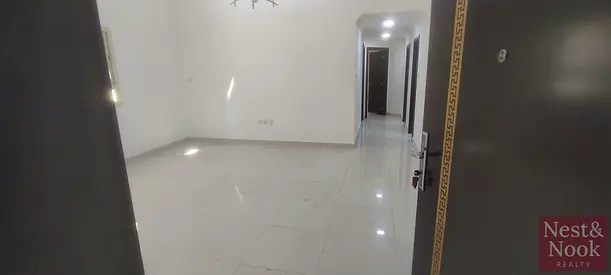 2 Bedroom Apartment | Single Unit Family Only I Pet fee Buidling