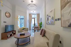 Masdar 1BR Haven | Relaxing Balcony Retreat | 20% Off