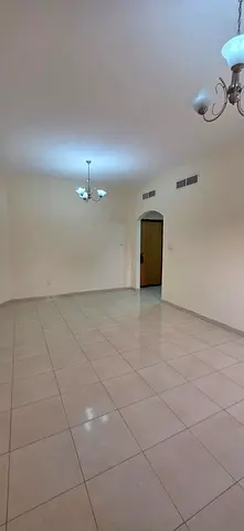 Lavish 1bhk Close Hall Central Ac With Master Bedroom & Two Full Washroom Aed 3300 Monthly Payments