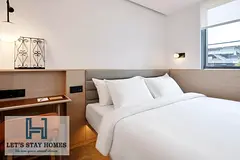 Standard Room I No Kitchen I Furnished I All Bills Paid I I Premier Location I Free Cleaning