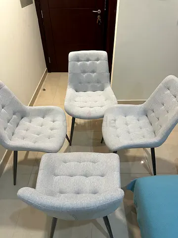 Set of 4 Gray Lounge Chairs