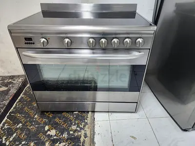 Smeg latest model electric ceramic cooker 90cm