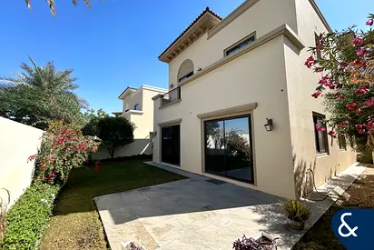 Large Plot | Vacant Now | Spacious Unit