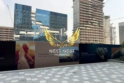 Waterfront View Shop | Crest Grande | Community Promenade