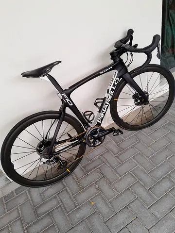 Pinarello F10 53cm racing bike Mavic wheels ceramic speed set