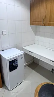 Room with Private Bathroom for Rent – Near Metro | Ladies Only | Sheikh Zayed Road