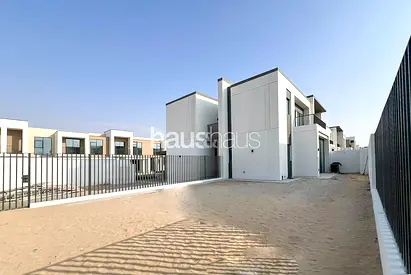 Huge Plot | True Corner | Early Handover Confirmed