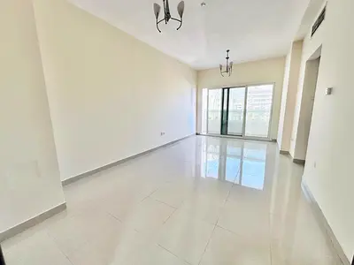 HUGE 1BHK APARTMENT WITH BALCONY OPEN VIEW BUILT-IN WARDROBE ON STREET BUILDING