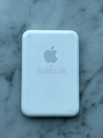 Apple smart power bank