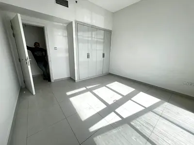 غرفتين وصالة بالخــان | اطلالة بحرية رائعة | جيم | مسبح | باركينج | تكييف مجاني