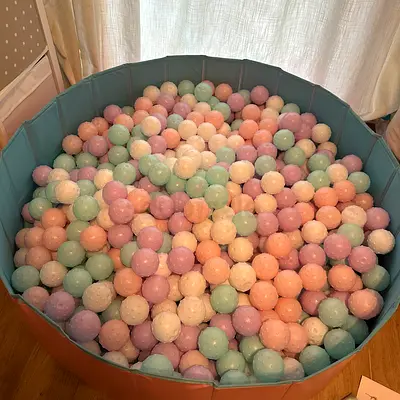 ball pit with balls