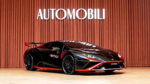 DEAL OF THE MONTH | EXCELLENT CONDITION | LOW MILEAGE | ACCIDENT-FREE | CARBON CONFIGURATION