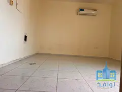A studio for rent with a fully equipped kitchen and a spacious area.