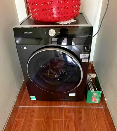 Samsung machine 11kg washer 8kg full dryer like new condition perfect working more details contact m