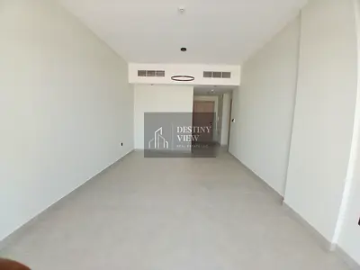 Luxury like a brand new building 2bhk 3washroom with balcony