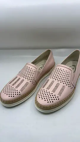 Tods Womens Pale Pink Leather Slip-On - Size 38.5