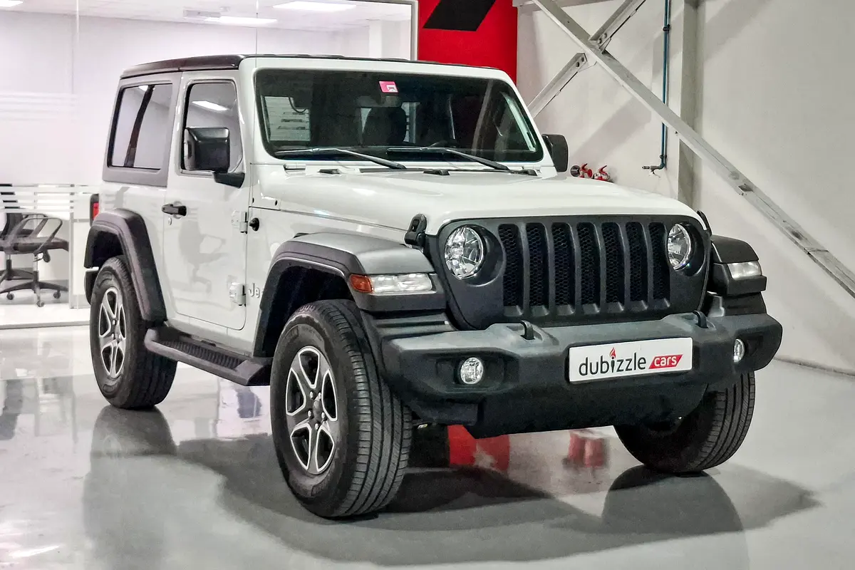 Jeep Wrangler 2020 — photo 1 of 15