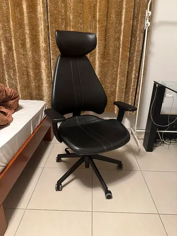 IKEA Ergonomic Black Leather Office Chair