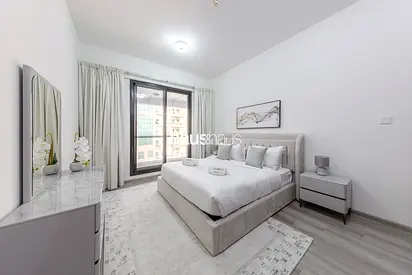 Pool View | Few Mins Walk to Beach | Central