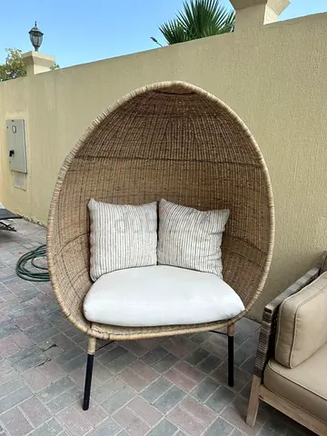 Marina Home Stylish Woven Egg-Shaped Chair