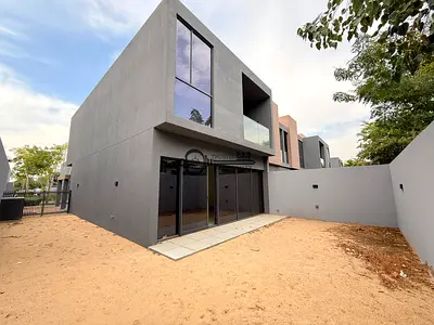 Robinia’s Exclusive 3BR Corner Home – Safe, Green & Family-Ready – 140K