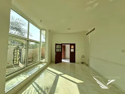 Spacious!5bedroom villa big hall double story central ac central gass al Riffah sharjah
