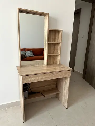 Modern Dresser with Mirror