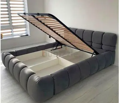 New Beautiful*180*200* King Size bubble Bed Available
