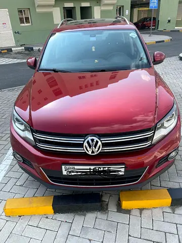 2016 VW Tiguan, Sunroof And Panaromic Roof, Gcc