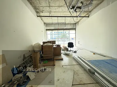 No Security Deposit Brand new luxury shop very prime lecation business area ready to move only jest 70k
