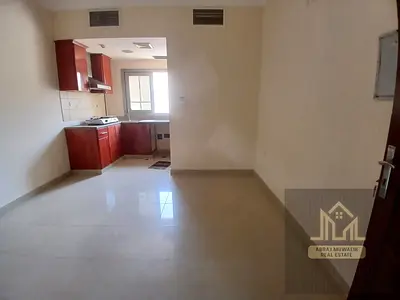 GORGEOUS STUDIO AT THE PRIME LOCATION FAMILY BUILDING \\OPEN FREE PARKING