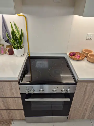 Excellent Siemens ceramic cooker, half price