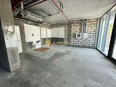 Premium Quality | Corner Unit | Outdoor Space