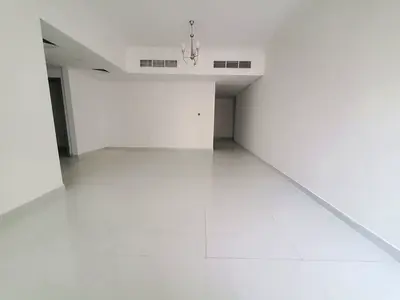 BRAND NEW 2BHK WITH BALCONY WALDROP COVER PARKING 3 WASHROOM  SCHOOL ZOON MUWAILEH SHARJAH