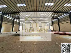 Brand-new industrial warehouse for sale with a 99-year leasehold, 200 kW power capacity, and a prime