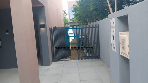 فيلا فاخرة مكونة من 3 غرف نوم متاحة للبيع في مجمع روبينيا، مدينة مسار تلال، الشارقة