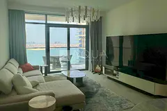 Vacant | Upgraded | Palm sea view