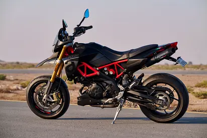 2020 Aprilia Dorsoduro 900