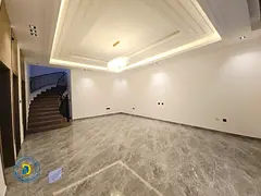 At an unbeatable price, a villa with personal finishing, 5 rooms, roof, including electricity and wa