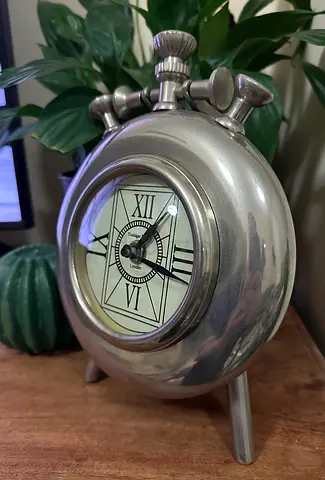 Marina home clock