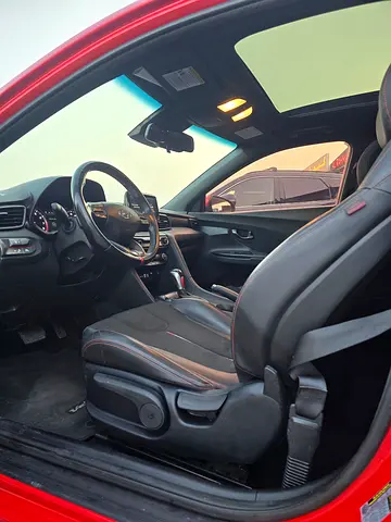 صورة مصغرة 7 لـ 2019 Hyundai VELOSTER