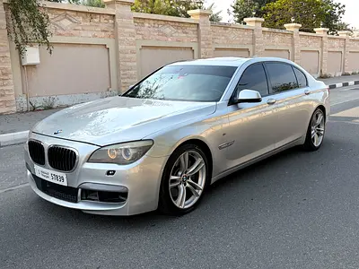 BMW 750Li M power 2012, full options, super clean car, low mileage, family use