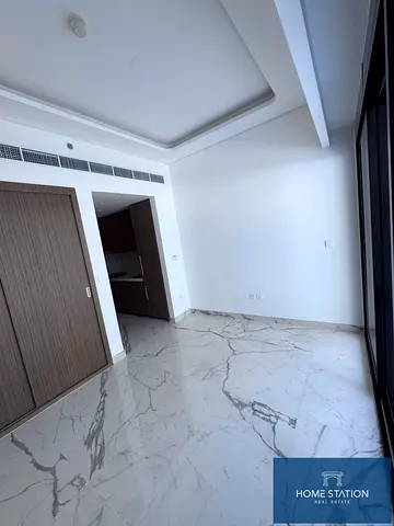 شقة استوديو | شرفة | إطلالات على البحيرة ووسط المدينة