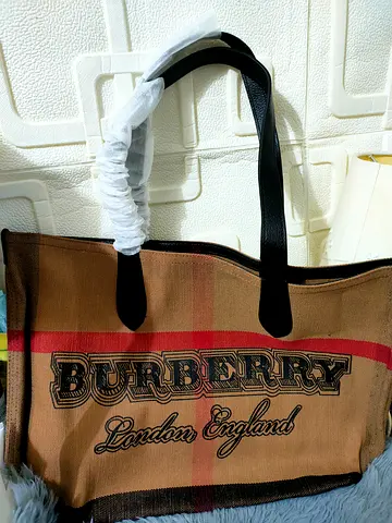 Burberry Tote Handbag