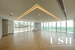 Fully Furnished Upgraded | High Floor | Prime Location