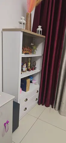 Stylish White Display Cabinet with Shelves
