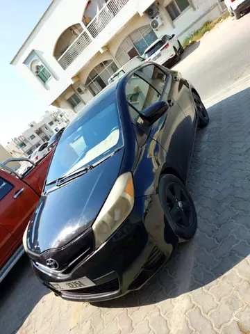 2013 Toyota YARIS 照片 2