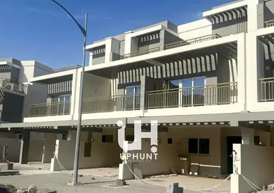 فيلا من 4 غرف نوم | كاميليا داماك هيلز 2 | شرفات وحديقة خاصة